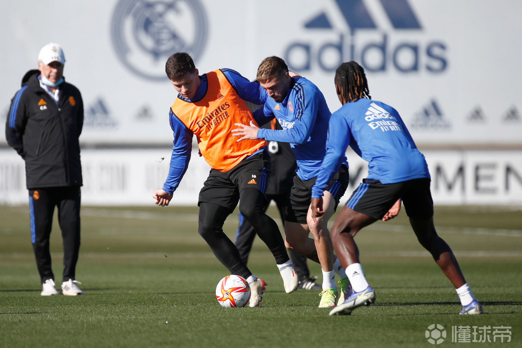 球速APP下载-包含集结日多伦多猛龙备战国王杯，内部沟通细节曝光，信心回归，高层口径保持一致的词条